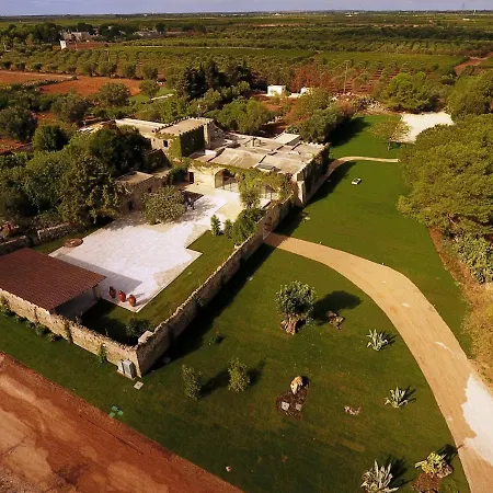 Country house Masseria Li Reni
